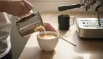 Das perfekte Milchkännchen für Latte Art
