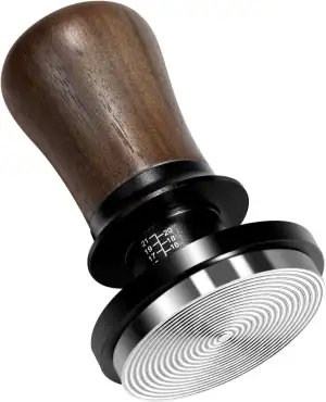 NOTSEK Tamper 58mm, 30lbs Druckregulierend Espresso Tamper, Self Levelling Walnussholz Kalibriert Feder Kaffee Tamper mit Edelstahl Base für 58mm Siebträger