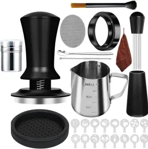 Kaffee Tamper 51mm Set, 28-teiliges Espresso Tamper Set, Edelstahl Kaffeedrücker mit Aufschäumkrug, Barista Tuch, Puck Screen, Latte Art Stift, Kaffeerührer, Tampermatte
